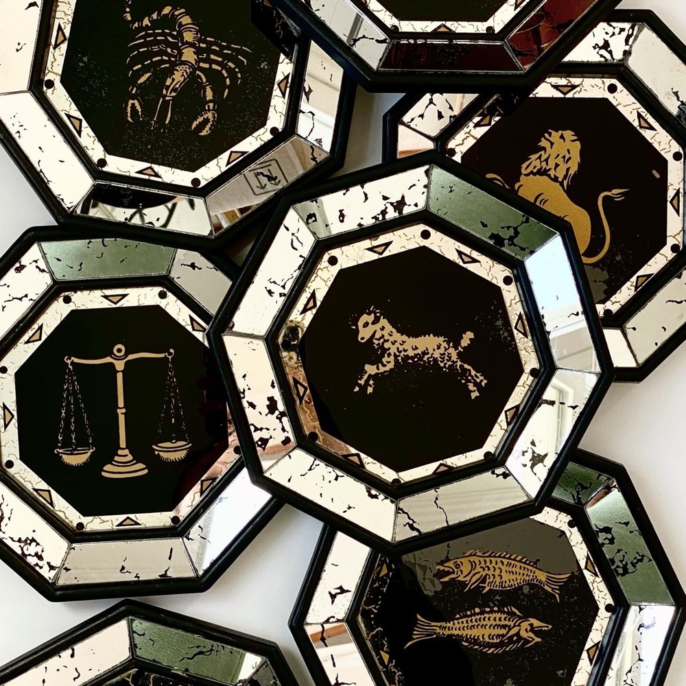 {SOLD} 1960s Vintage VIRGO astrological accent mirror - Picture 4 of 4